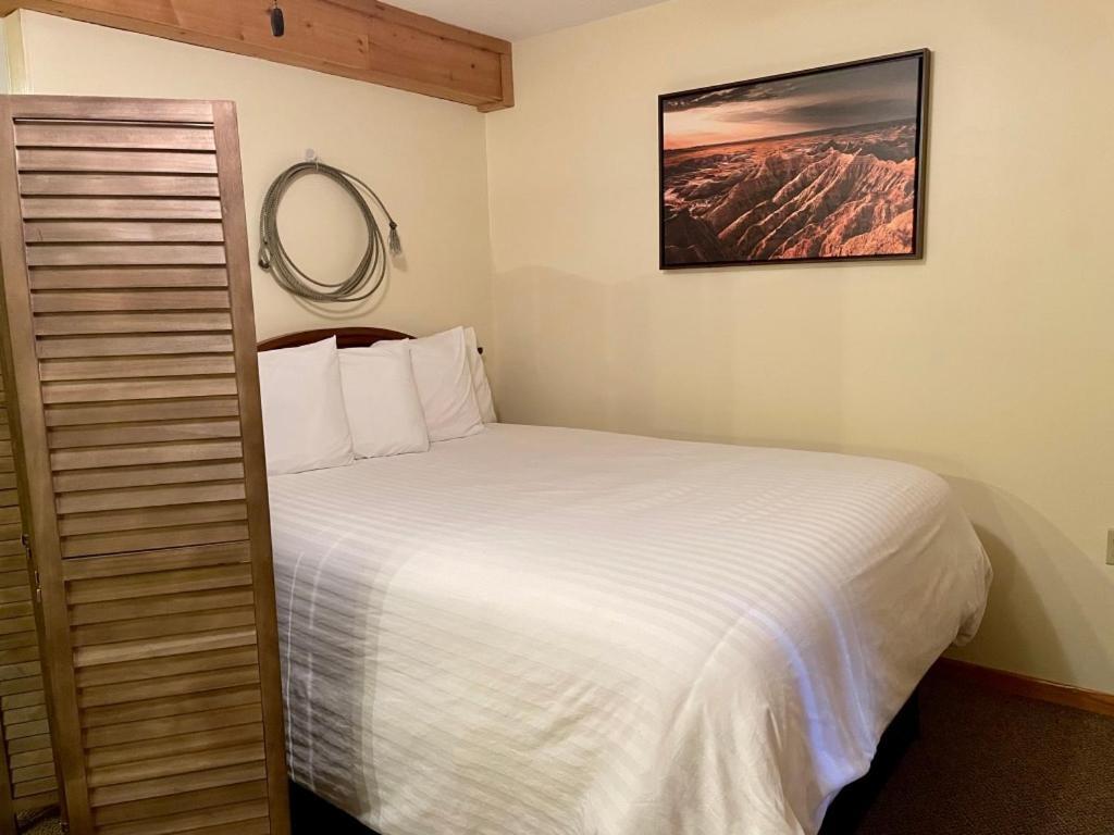 Whitetail Creek Resort Lead Exteriör bild