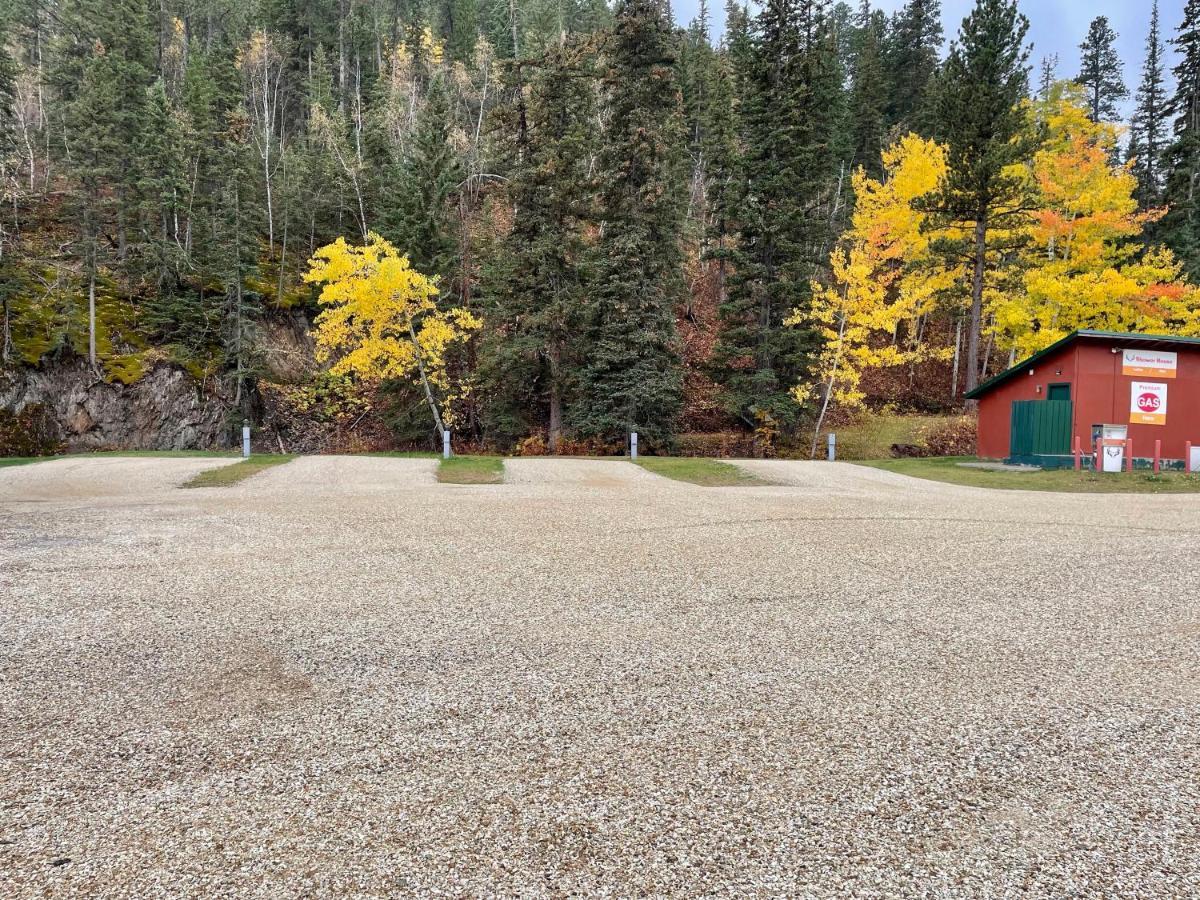 Whitetail Creek Resort Lead Exteriör bild